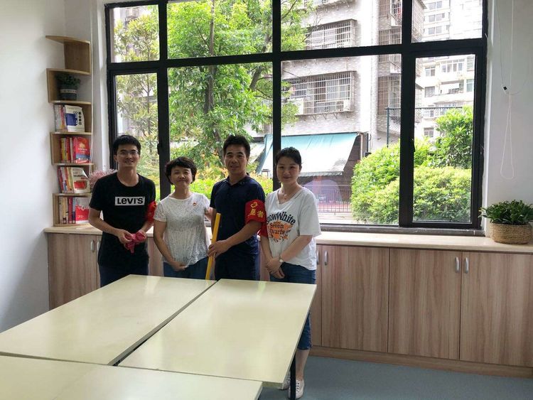 1818181818.jpg 1818181818.jpg