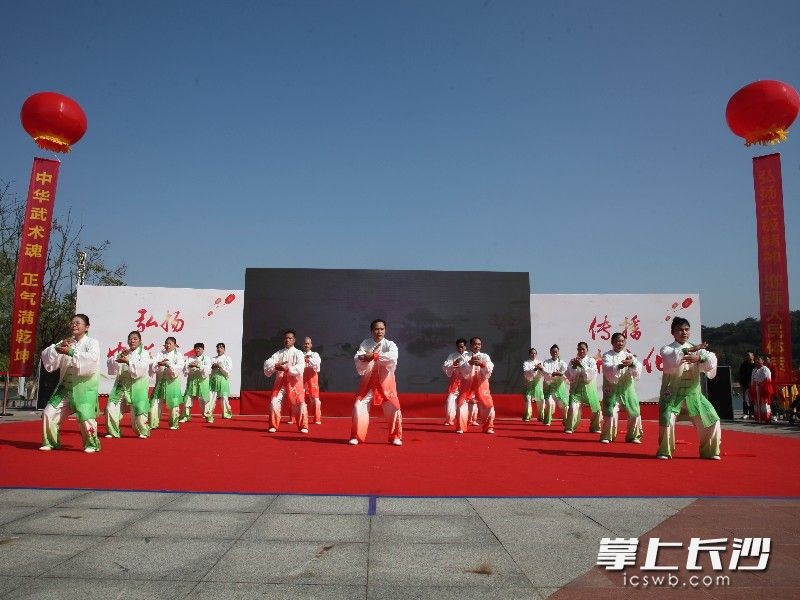 110201.jpg 110201.jpg