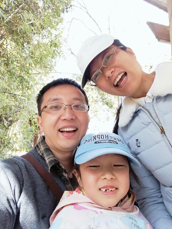 6.文艾 家庭合照2.jpg