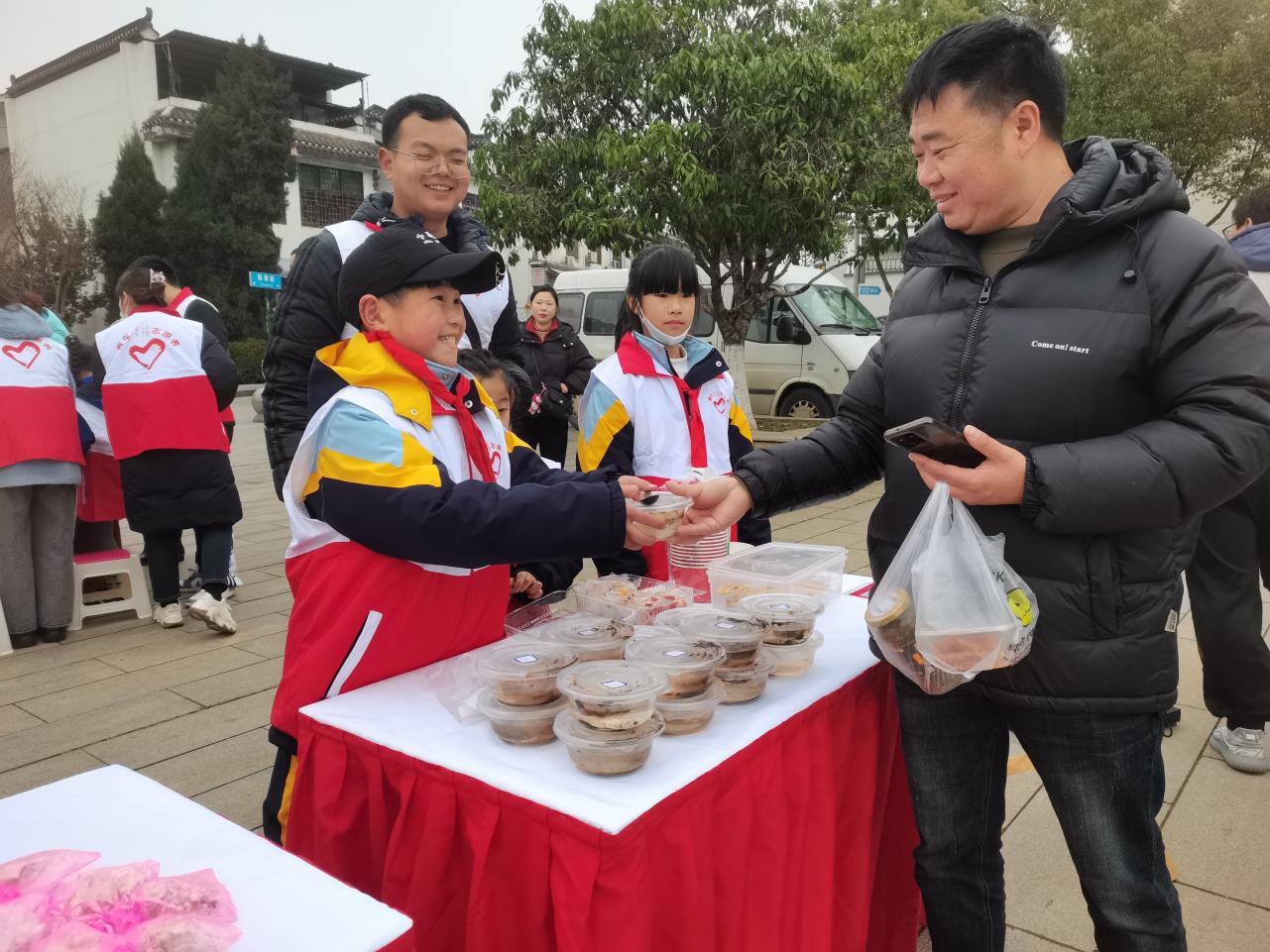 图片2.jpg 图片2.jpg