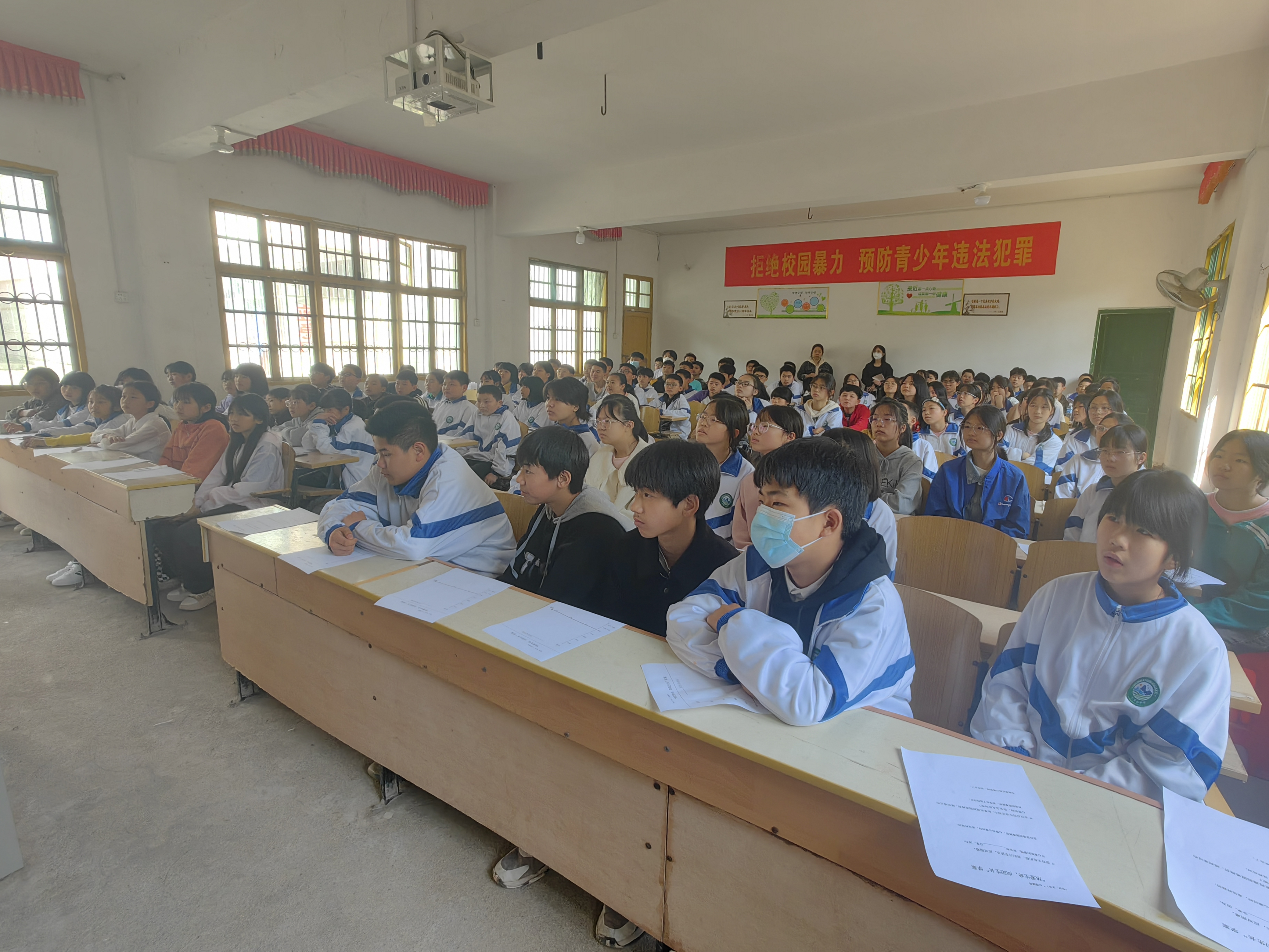 张凯 9.28.jpg 张凯 9.28.jpg