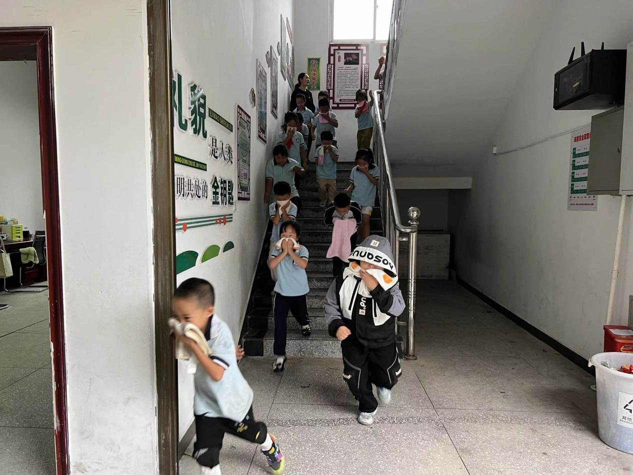 图片 1.png 图片 1.png