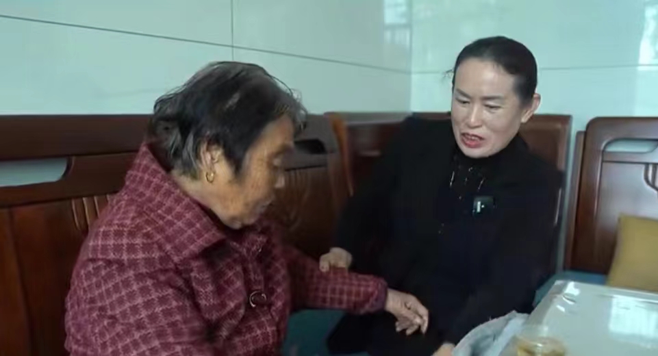 武细华--用之间勾勒美好生活1.jpg 武细华--用之间勾勒美好生活1.jpg