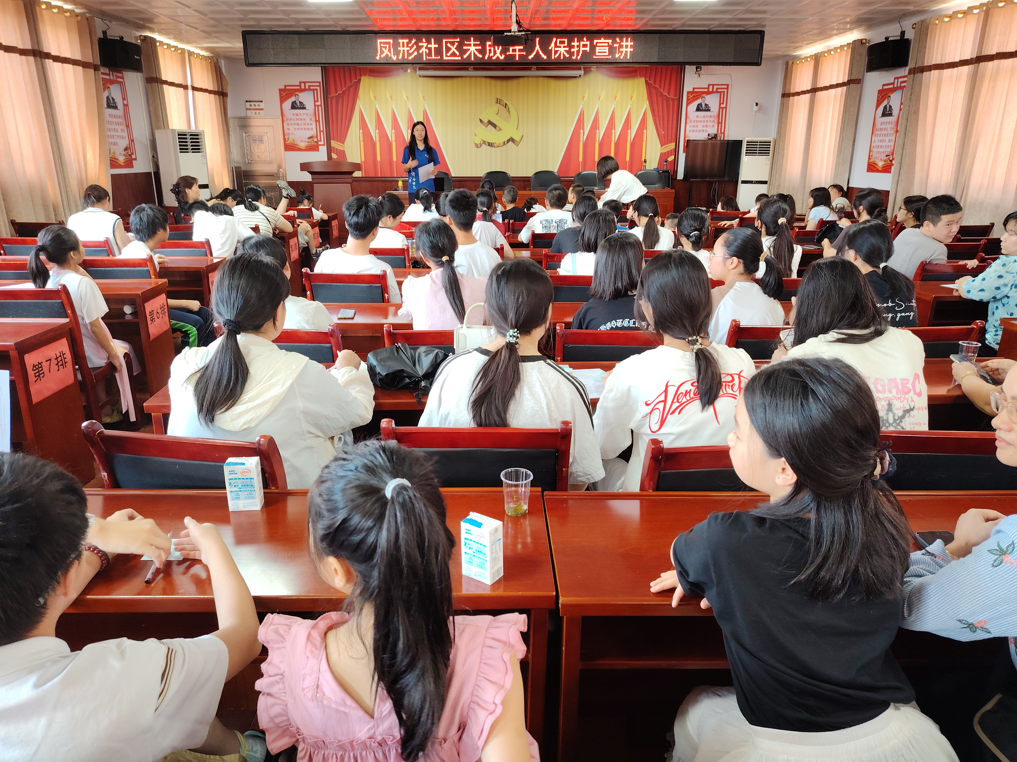 图片 1.png 图片 1.png